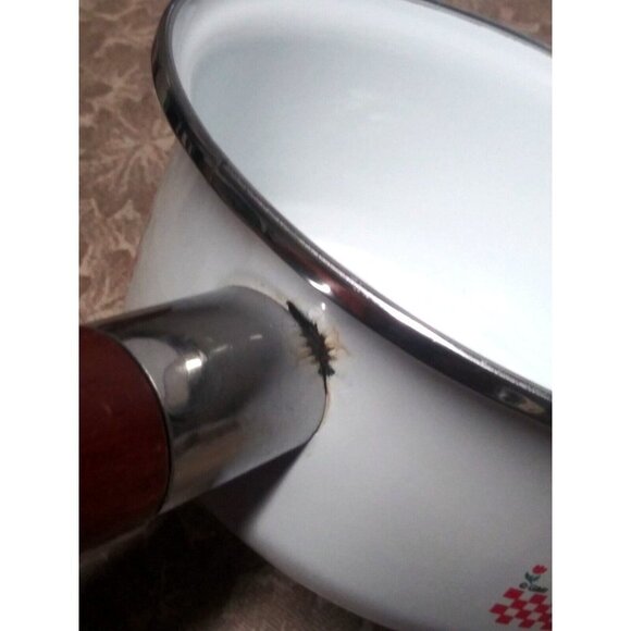 Vintage betty Crocker Enamel Sauce pan white printed 1 qt wood handle HTF RARE - Picture 10 of 10